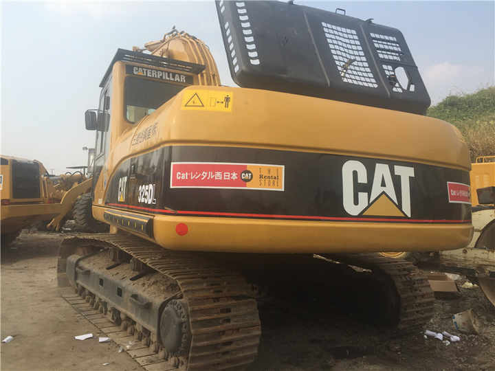 Used Excavator Machine CAT 325DL Construction Good Efficient Used Machinery Caterpillar Used CAT 325DL Excavators - Pelle sur pneus: photos 3 Used Excavator Machine CAT 325DL Construction Good Efficient Used Machinery Caterpillar Used CAT 325DL Excavators - Pelle sur pneus: photos 3