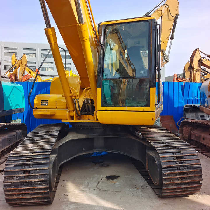 Used Good Quality Japan Original PC200-7 in Good Condition PC200-7 Komatsu - Pelle sur chenille: photos 1 Used Good Quality Japan Original PC200-7 in Good Condition PC200-7 Komatsu - Pelle sur chenille: photos 1
