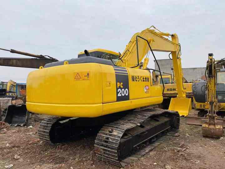 Used Good Quality Japan Original PC200-7 in Good Condition PC200-7 Komatsu - Pelle sur chenille: photos 3 Used Good Quality Japan Original PC200-7 in Good Condition PC200-7 Komatsu - Pelle sur chenille: photos 3