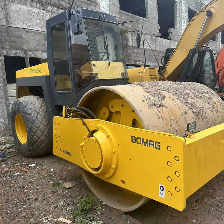 Used Heavy Construction Equipment BW217D Second Hand Road Rollers Used Machine Hot Sale - Rouleau compresseur: photos 1 Used Heavy Construction Equipment BW217D Second Hand Road Rollers Used Machine Hot Sale - Rouleau compresseur: photos 1