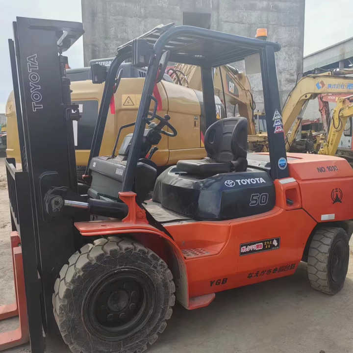 Used Japan Original Brand toyota 50 Forklift 3tons 5tons Forklift for Sale - Chariot élévateur: photos 1 Used Japan Original Brand toyota 50 Forklift 3tons 5tons Forklift for Sale - Chariot élévateur: photos 1
