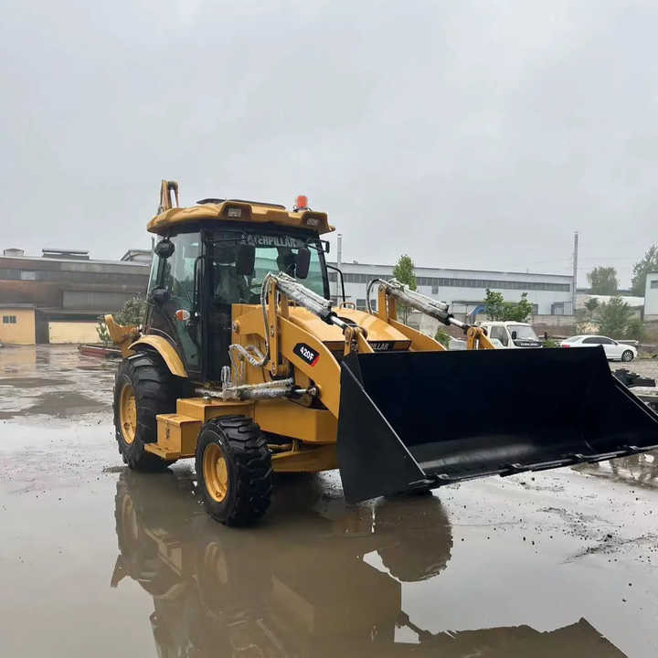 Used Wheel Loader CAT420F Caterpillar 420F Construction Machinery Mini Wheel Skid Steer Loader in Stock - Chargeuse sur pneus: photos 4 Used Wheel Loader CAT420F Caterpillar 420F Construction Machinery Mini Wheel Skid Steer Loader in Stock - Chargeuse sur pneus: photos 4