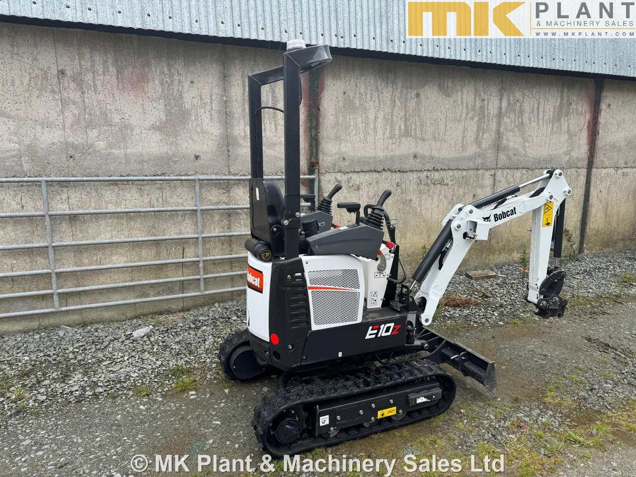 BOBCAT E10Z - Mini pelle: photos 4 BOBCAT E10Z - Mini pelle: photos 4