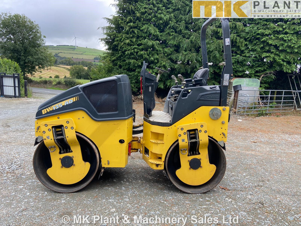 BOMAG BW135AD-5 - Compacteur: photos 4 BOMAG BW135AD-5 - Compacteur: photos 4