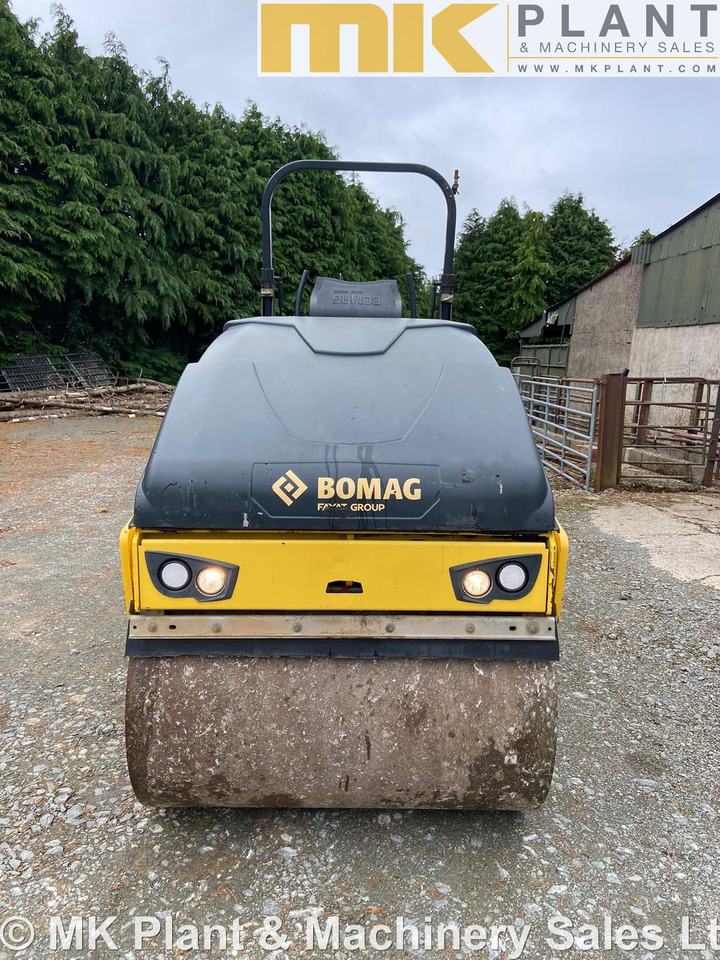 BOMAG BW135AD-5 - Compacteur: photos 2 BOMAG BW135AD-5 - Compacteur: photos 2