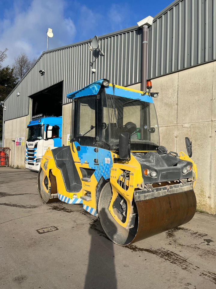 BOMAG BW151AD-5 - Compacteur: photos 4 BOMAG BW151AD-5 - Compacteur: photos 4