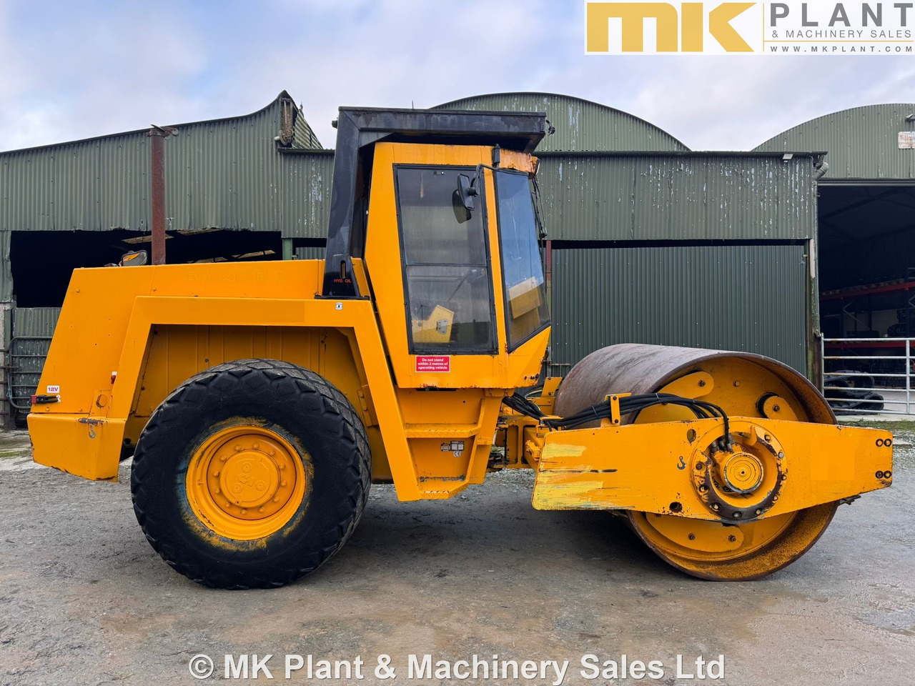 BOMAG BW213D-2 - Compacteur: photos 2 BOMAG BW213D-2 - Compacteur: photos 2