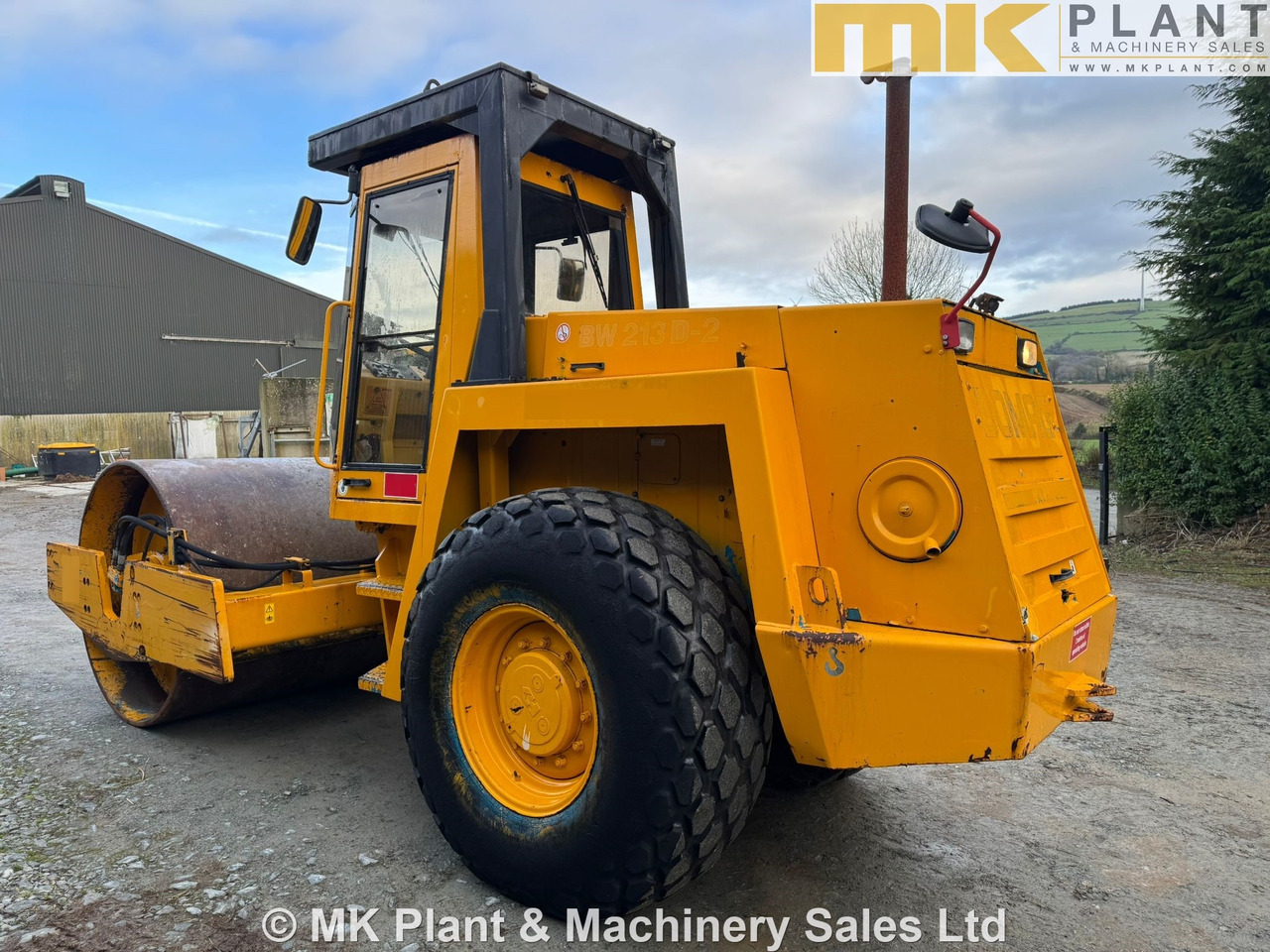 BOMAG BW213D-2 - Compacteur: photos 3 BOMAG BW213D-2 - Compacteur: photos 3