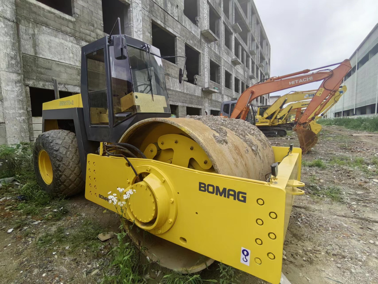 BOMAG BW217D - Rouleau compresseur: photos 3 BOMAG BW217D - Rouleau compresseur: photos 3