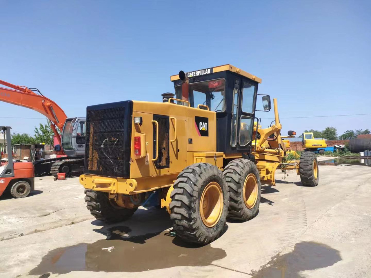 CATERPILLAR 140K - Niveleuse: photos 2 CATERPILLAR 140K - Niveleuse: photos 2