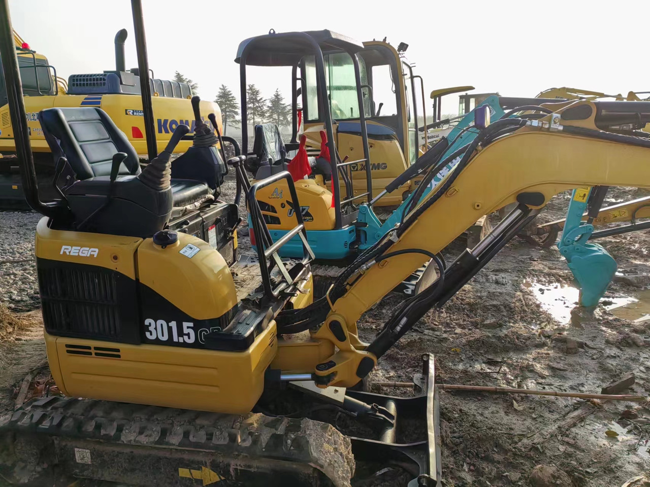 CATERPILLAR 305.5E - Mini pelle: photos 2 CATERPILLAR 305.5E - Mini pelle: photos 2