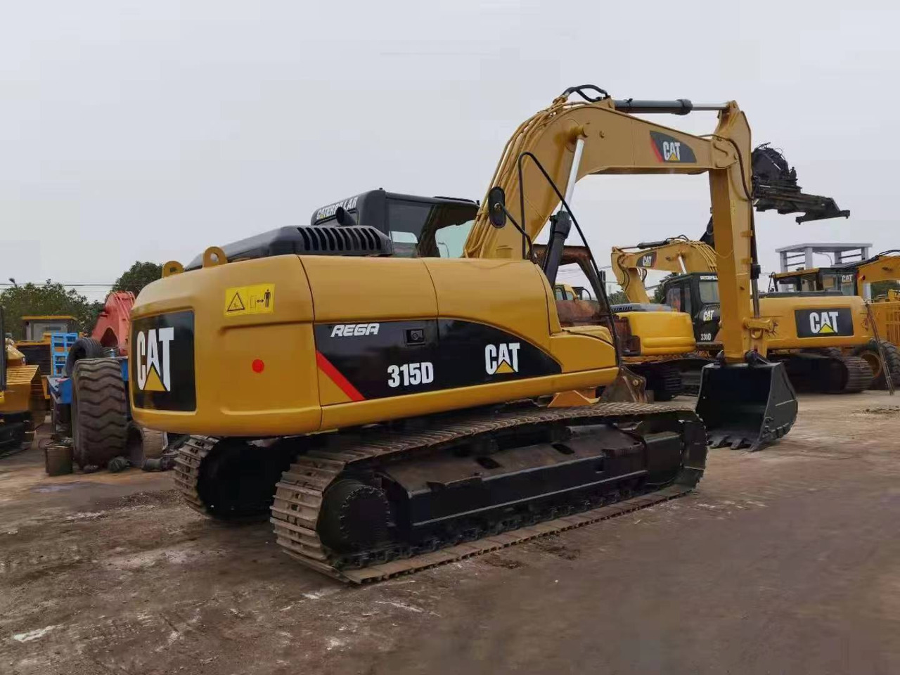 CATERPILLAR 315D - Mini pelle: photos 3 CATERPILLAR 315D - Mini pelle: photos 3
