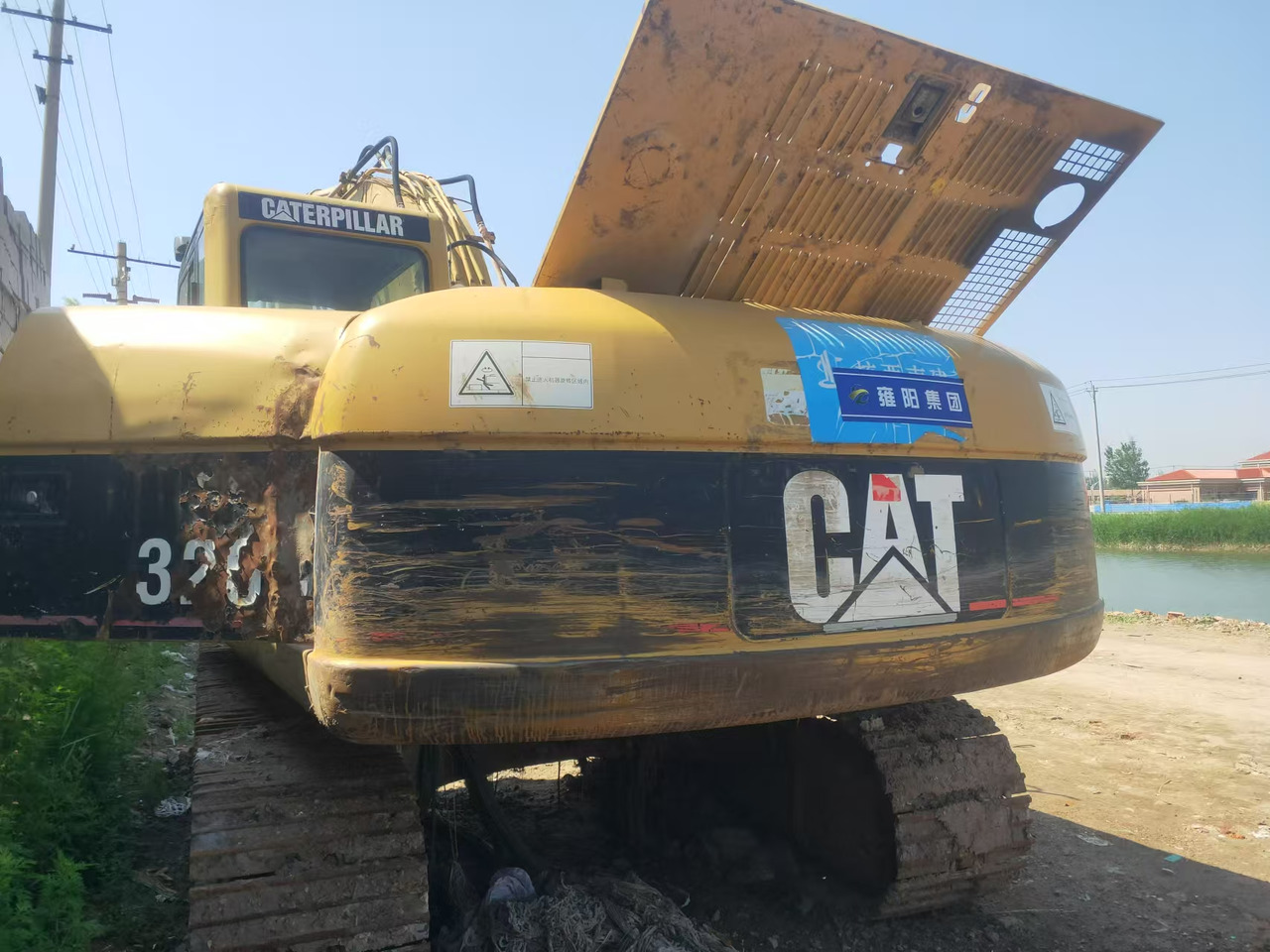 CATERPILLAR 320C - Pelle sur chenille: photos 1 CATERPILLAR 320C - Pelle sur chenille: photos 1