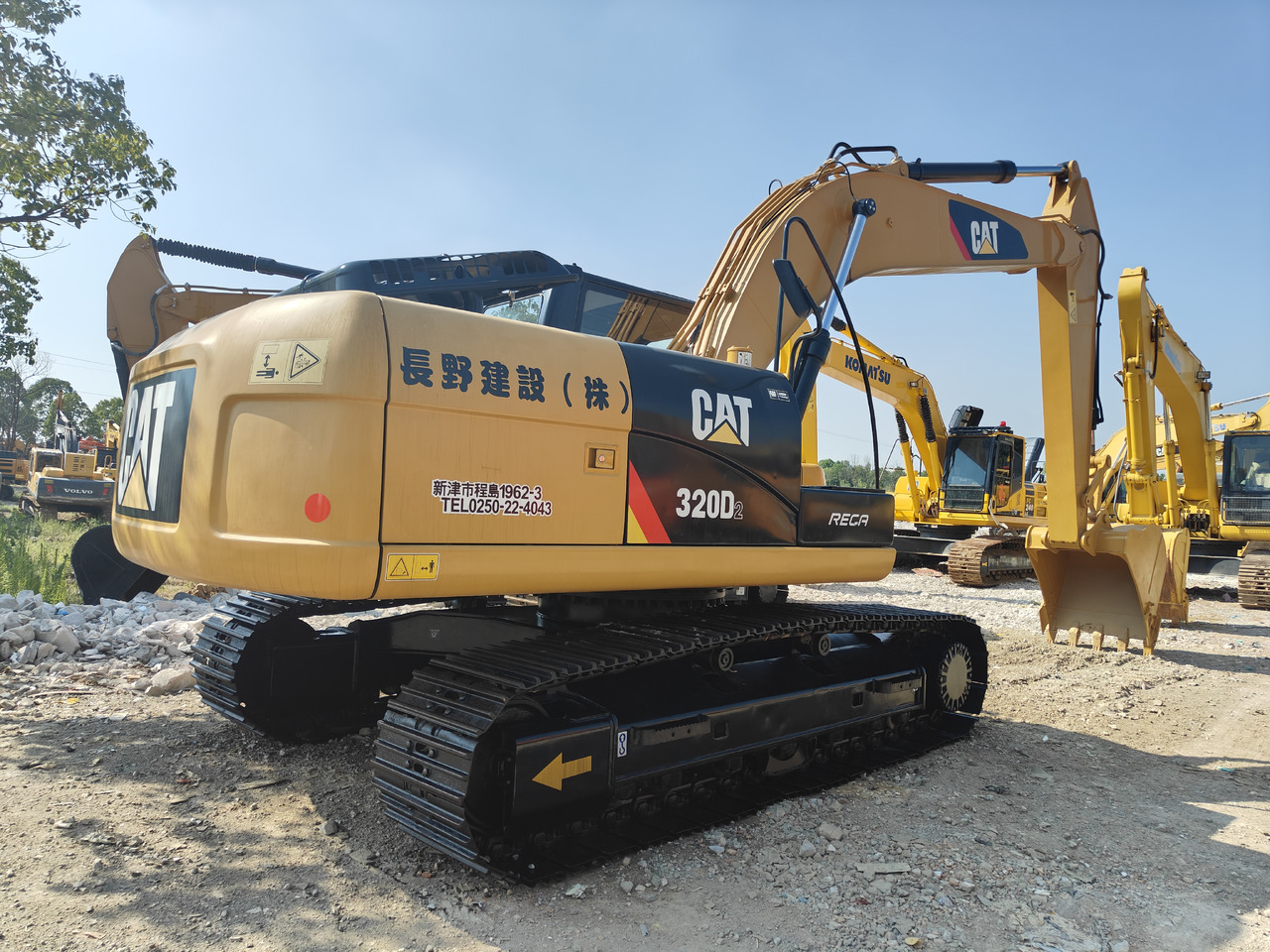 CATERPILLAR 320D - Pelle sur chenille: photos 4 CATERPILLAR 320D - Pelle sur chenille: photos 4