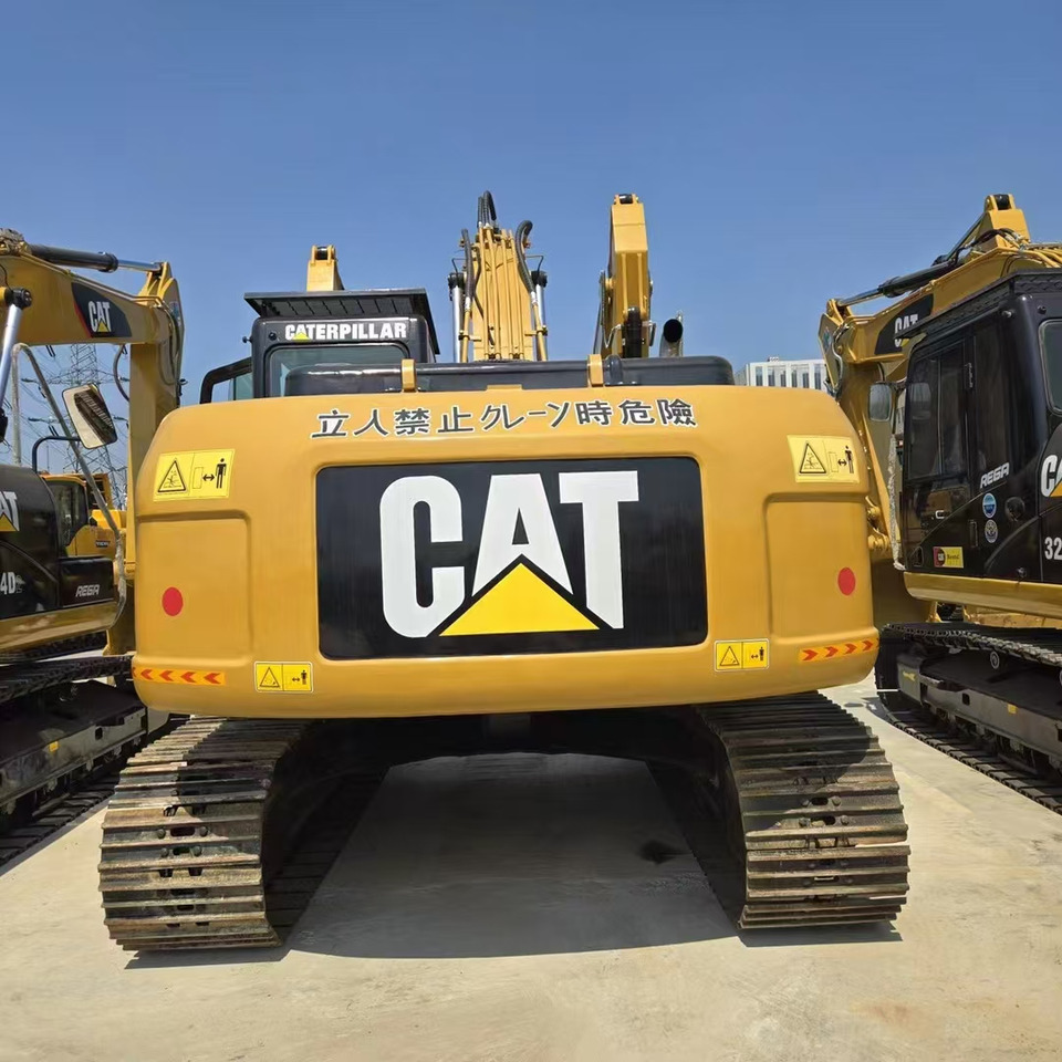 CATERPILLAR 323D2 - Pelle sur chenille: photos 2 CATERPILLAR 323D2 - Pelle sur chenille: photos 2
