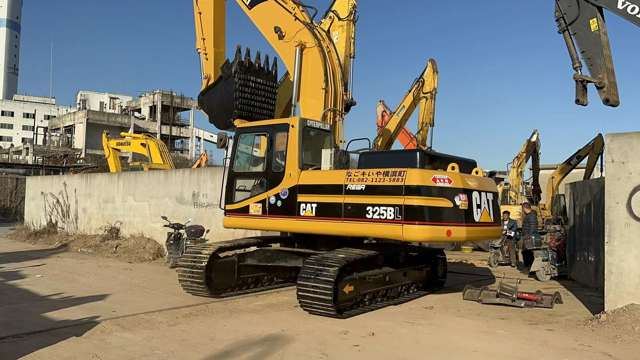 CATERPILLAR 325B - Pelle sur chenille: photos 2 CATERPILLAR 325B - Pelle sur chenille: photos 2