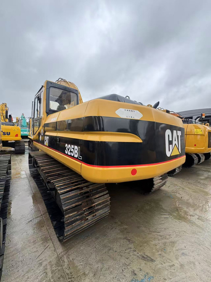 CATERPILLAR 325B - Pelle sur chenille: photos 2 CATERPILLAR 325B - Pelle sur chenille: photos 2