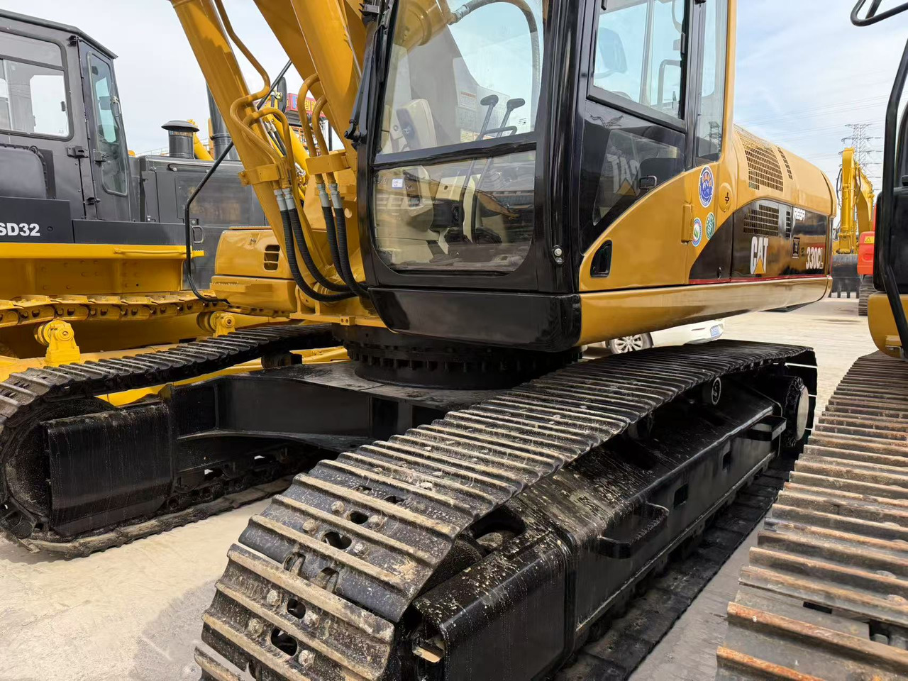 CATERPILLAR 330C - Pelle sur chenille: photos 4 CATERPILLAR 330C - Pelle sur chenille: photos 4