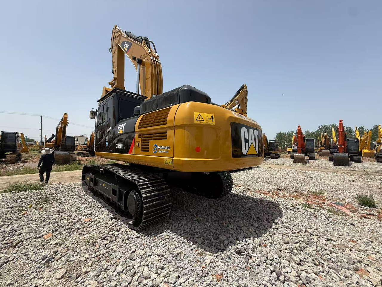 CATERPILLAR 336D2 - Pelle sur chenille: photos 1 CATERPILLAR 336D2 - Pelle sur chenille: photos 1