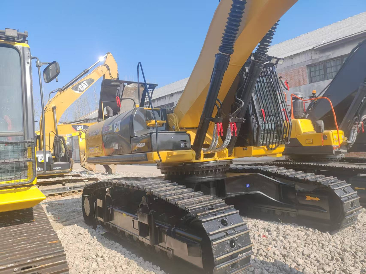 CATERPILLAR 340D - Pelle sur chenille: photos 1 CATERPILLAR 340D - Pelle sur chenille: photos 1