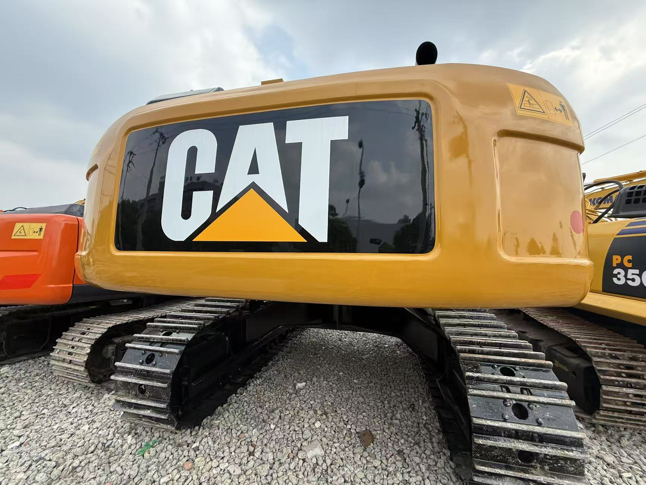 CATERPILLAR 340D2 - Pelle sur chenille: photos 5 CATERPILLAR 340D2 - Pelle sur chenille: photos 5