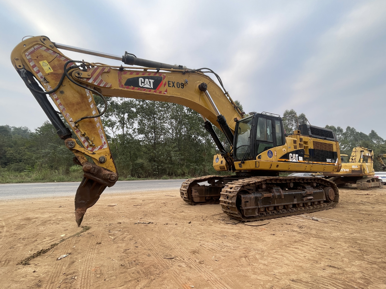 CATERPILLAR 365C - Pelle sur chenille: photos 1 CATERPILLAR 365C - Pelle sur chenille: photos 1