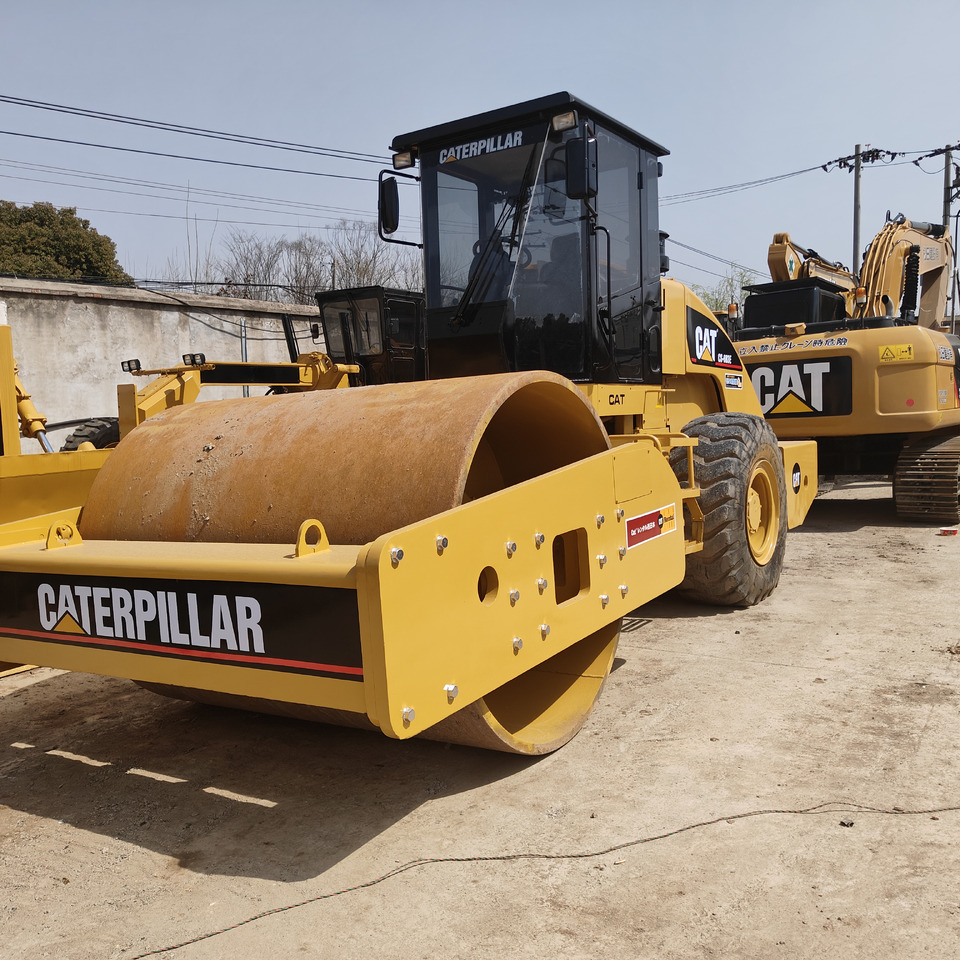 CATERPILLAR 683E - Rouleau compresseur: photos 2 CATERPILLAR 683E - Rouleau compresseur: photos 2