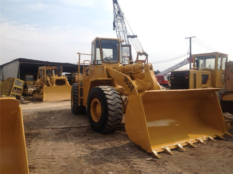 CATERPILLAR 950E - Chargeuse sur pneus: photos 3 CATERPILLAR 950E - Chargeuse sur pneus: photos 3