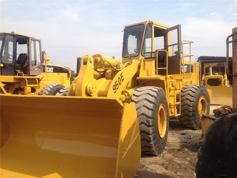 CATERPILLAR 950E - Chargeuse sur pneus: photos 1 CATERPILLAR 950E - Chargeuse sur pneus: photos 1