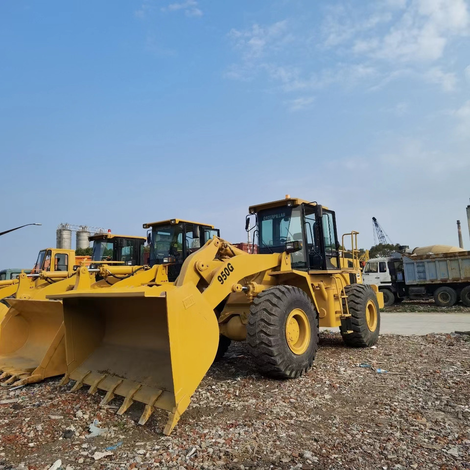 CATERPILLAR 950G - Chargeuse sur pneus: photos 5 CATERPILLAR 950G - Chargeuse sur pneus: photos 5