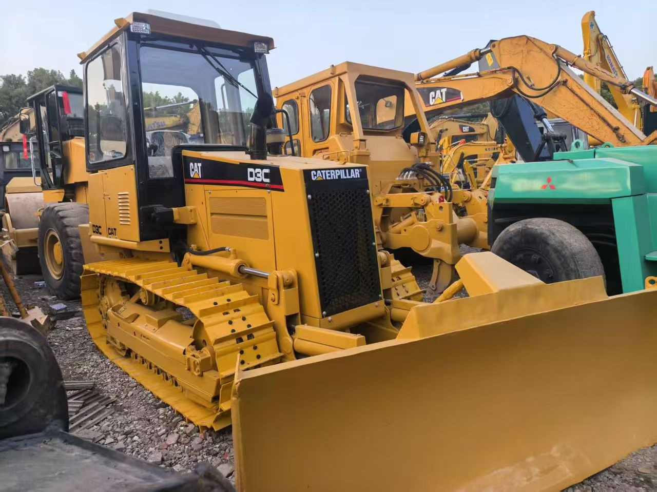 CATERPILLAR D3C - Bulldozer: photos 2 CATERPILLAR D3C - Bulldozer: photos 2