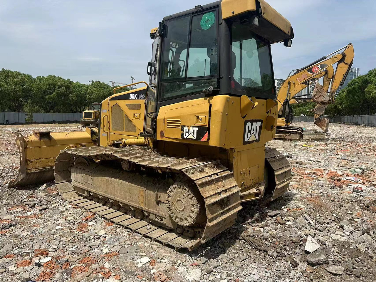 CATERPILLAR D5K - Bulldozer: photos 4 CATERPILLAR D5K - Bulldozer: photos 4