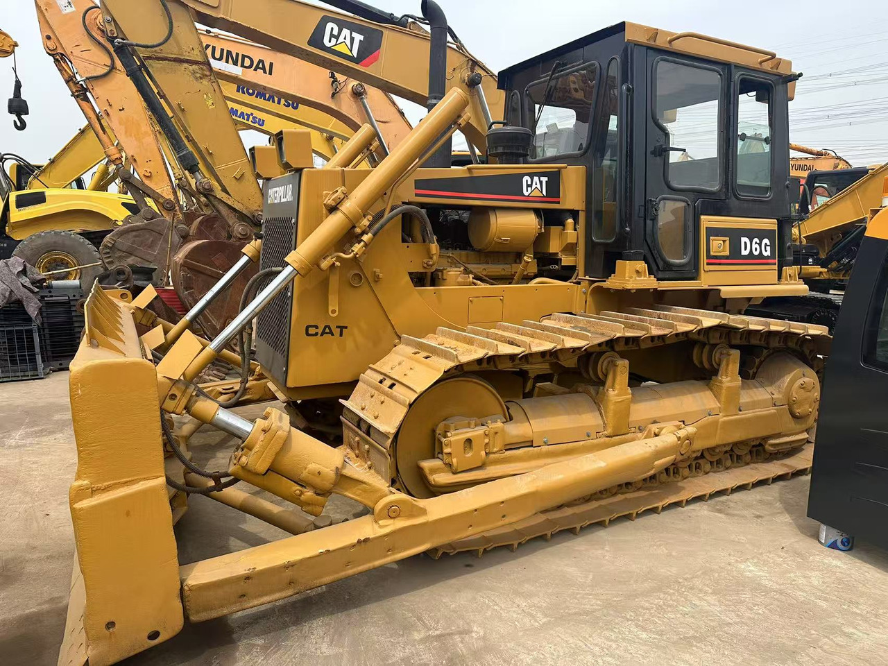 CATERPILLAR D6G - Bulldozer: photos 4 CATERPILLAR D6G - Bulldozer: photos 4