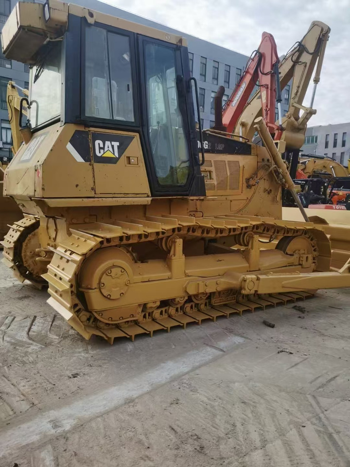CATERPILLAR D6G2 - Bulldozer: photos 5 CATERPILLAR D6G2 - Bulldozer: photos 5