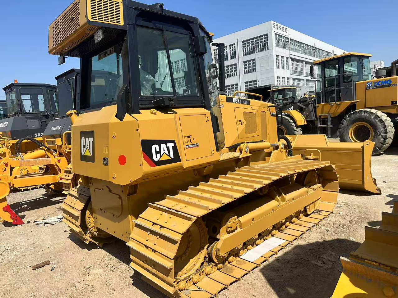 CATERPILLAR D6K - Bulldozer: photos 1 CATERPILLAR D6K - Bulldozer: photos 1