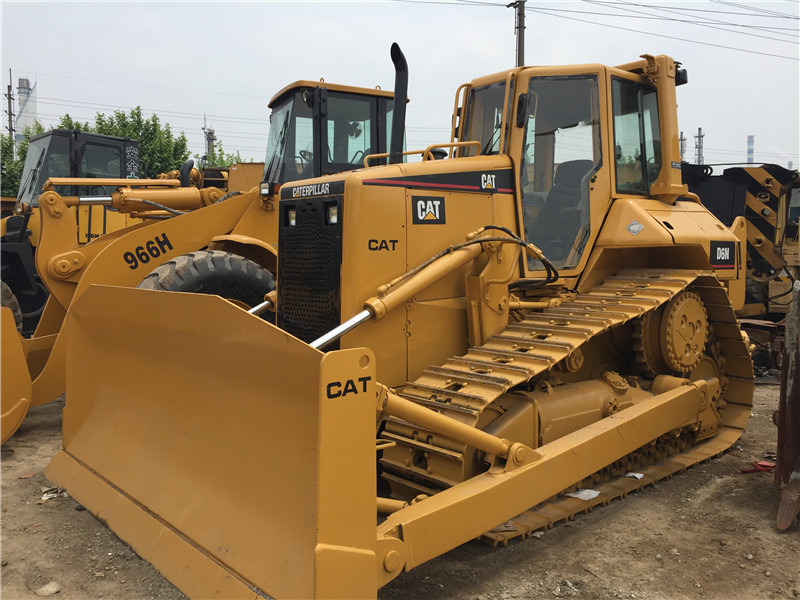 CATERPILLAR D6N - Bulldozer: photos 1 CATERPILLAR D6N - Bulldozer: photos 1