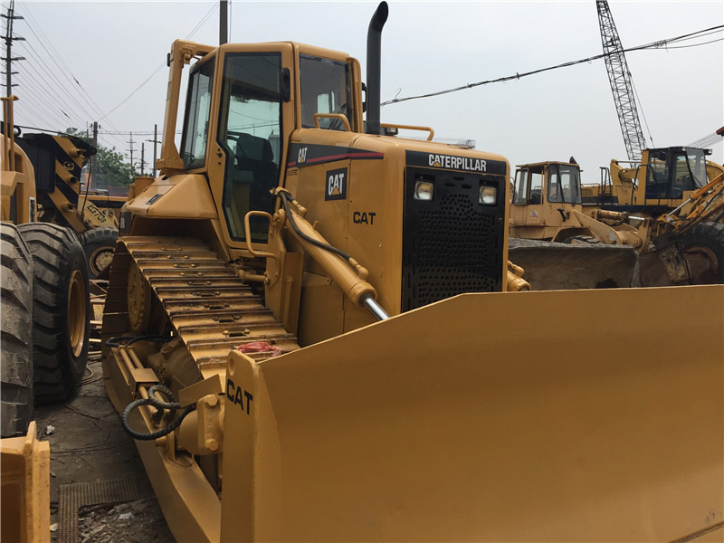 CATERPILLAR D6N - Bulldozer: photos 3 CATERPILLAR D6N - Bulldozer: photos 3