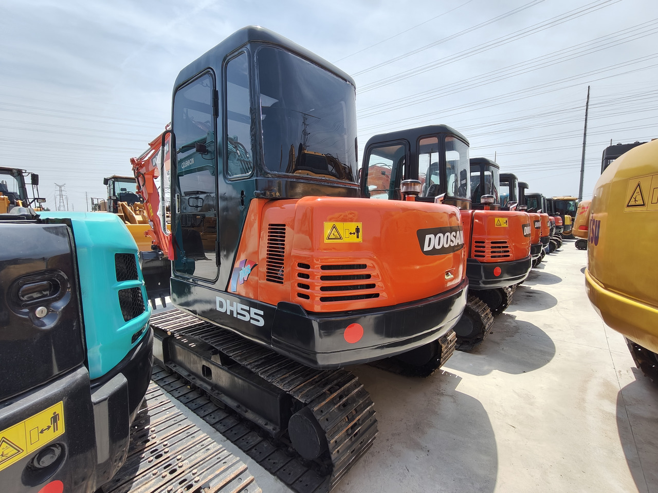 DOOSAN DH55 - Pelle sur chenille: photos 4 DOOSAN DH55 - Pelle sur chenille: photos 4