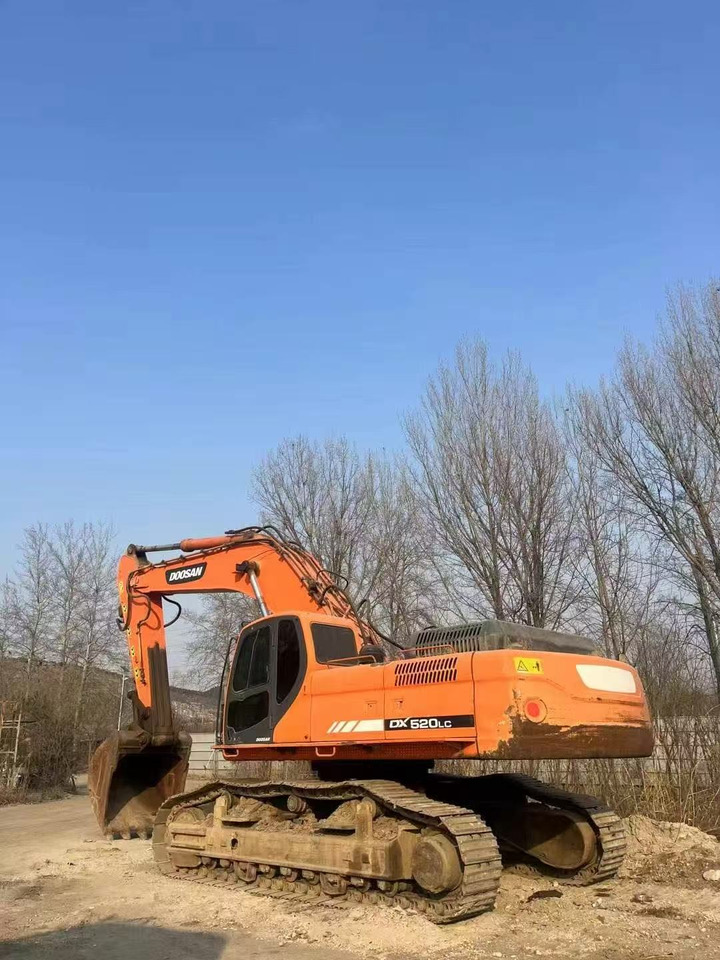 DOOSAN DX520LC-9C - Pelle sur chenille: photos 2 DOOSAN DX520LC-9C - Pelle sur chenille: photos 2