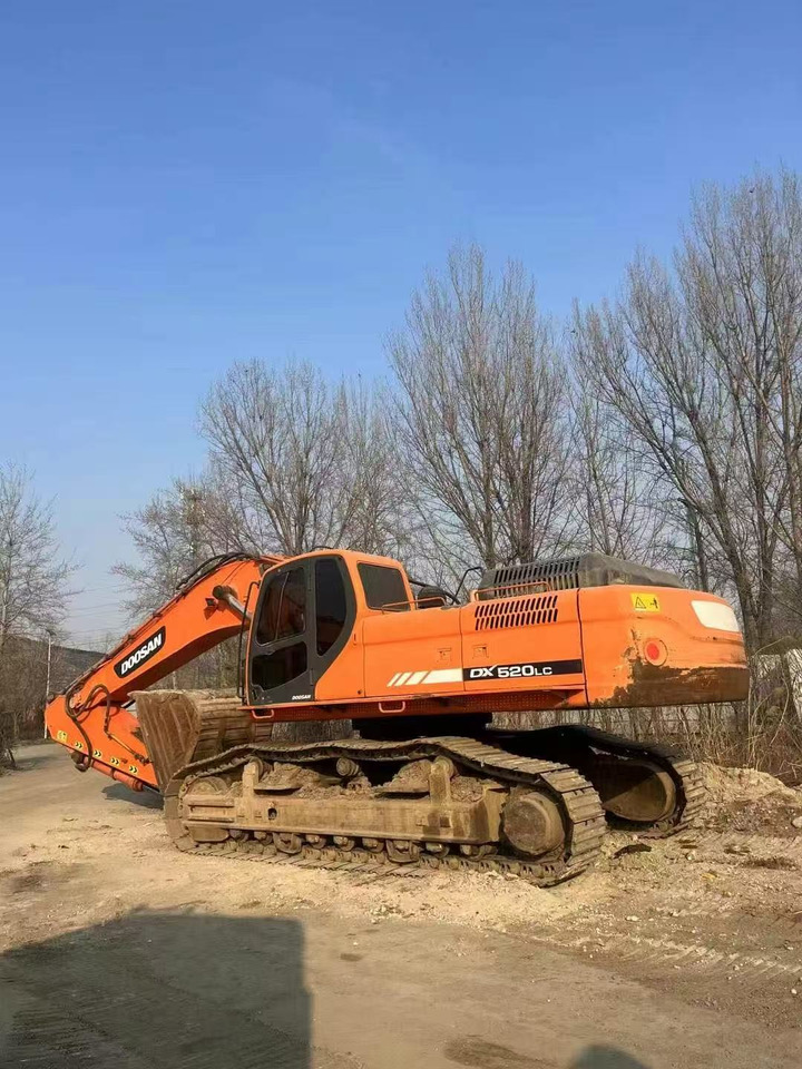 DOOSAN DX520LC-9C - Pelle sur chenille: photos 1 DOOSAN DX520LC-9C - Pelle sur chenille: photos 1