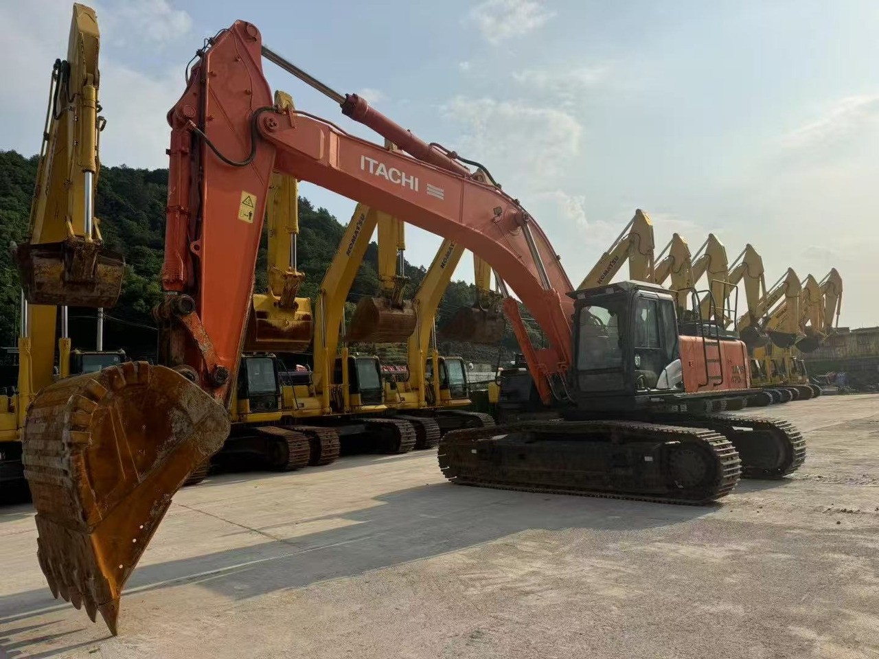HITACHI ZX470-5G - Pelle sur chenille: photos 1 HITACHI ZX470-5G - Pelle sur chenille: photos 1