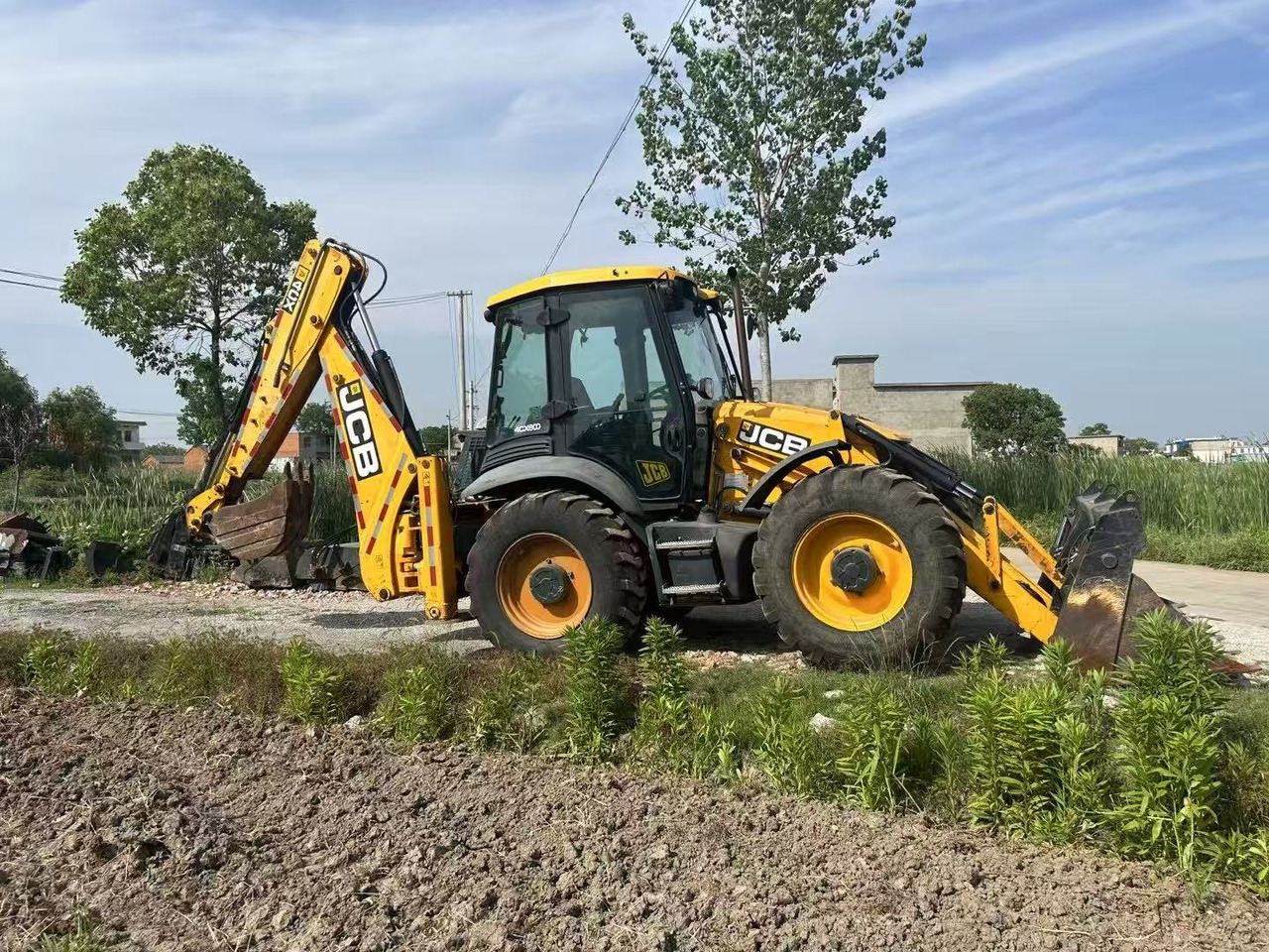 JCB 4CX - Tractopelle: photos 1 JCB 4CX - Tractopelle: photos 1