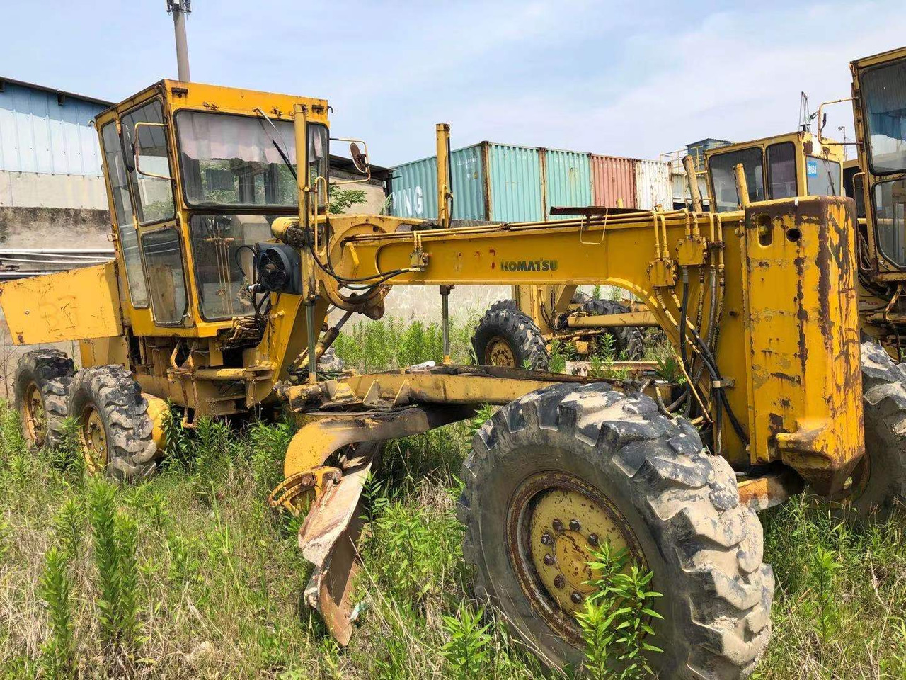 KOMATSU GD511 - Niveleuse: photos 3 KOMATSU GD511 - Niveleuse: photos 3