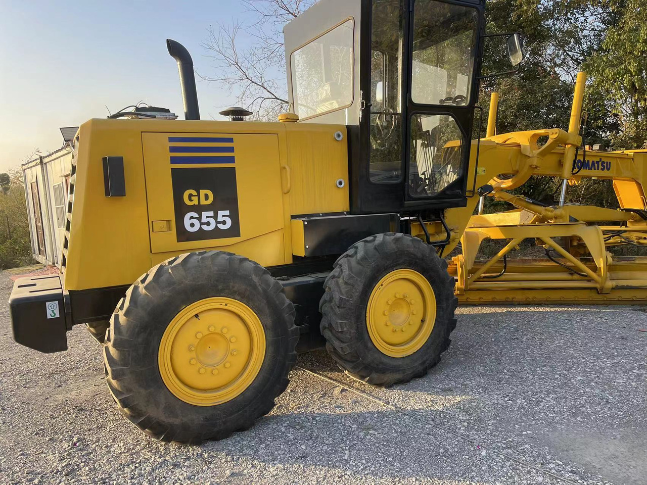 KOMATSU GD655 - Niveleuse: photos 4 KOMATSU GD655 - Niveleuse: photos 4