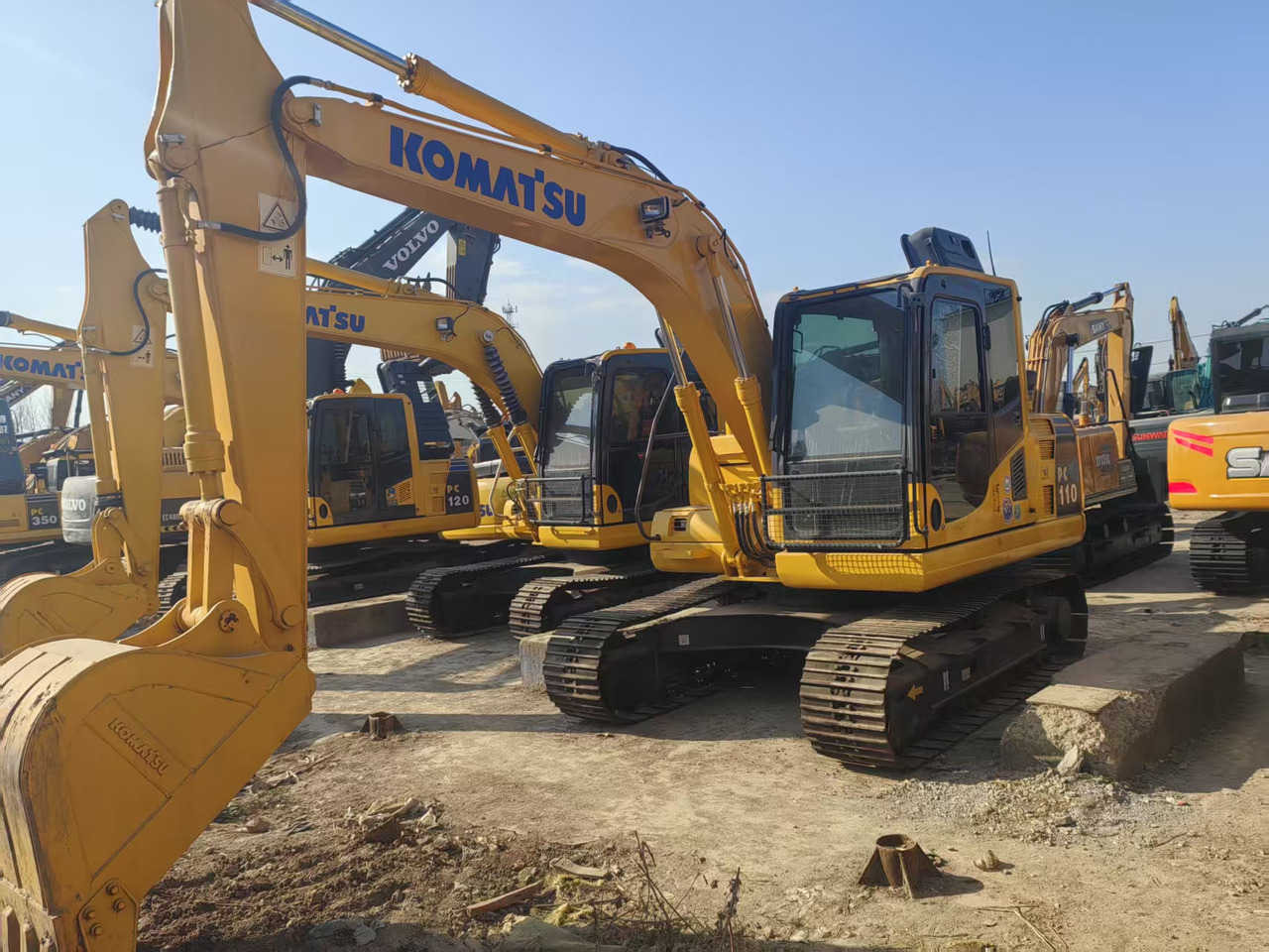 KOMATSU PC110-7 - Pelle sur chenille: photos 1 KOMATSU PC110-7 - Pelle sur chenille: photos 1