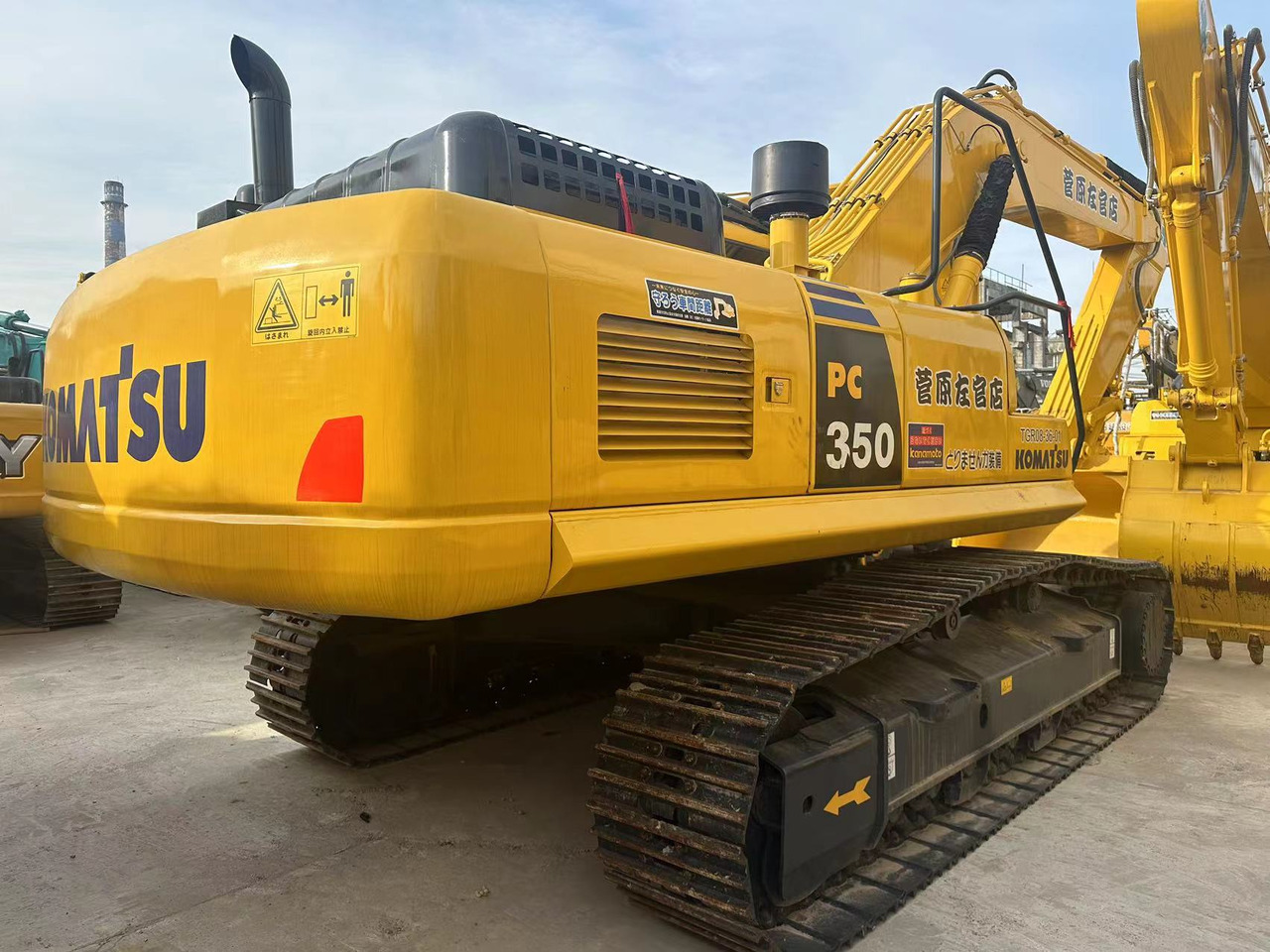 KOMATSU PC350-7 - Pelle sur chenille: photos 2 KOMATSU PC350-7 - Pelle sur chenille: photos 2