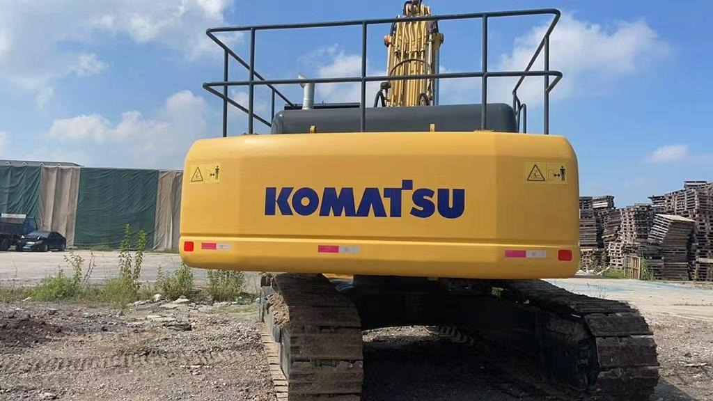 KOMATSU PC400-7 - Pelle sur chenille: photos 2 KOMATSU PC400-7 - Pelle sur chenille: photos 2