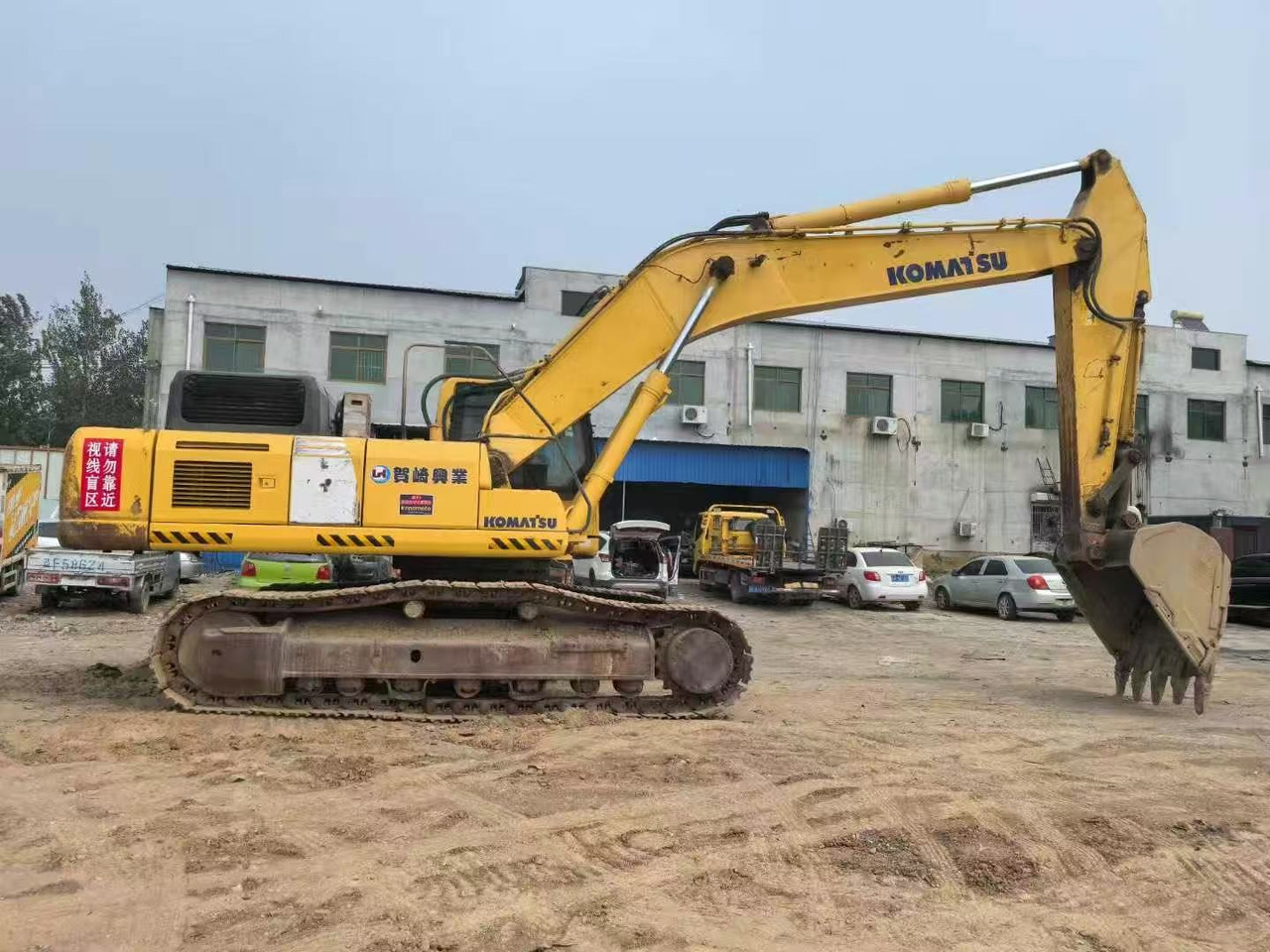 KOMATSU PC400-8 - Pelle sur chenille: photos 3 KOMATSU PC400-8 - Pelle sur chenille: photos 3