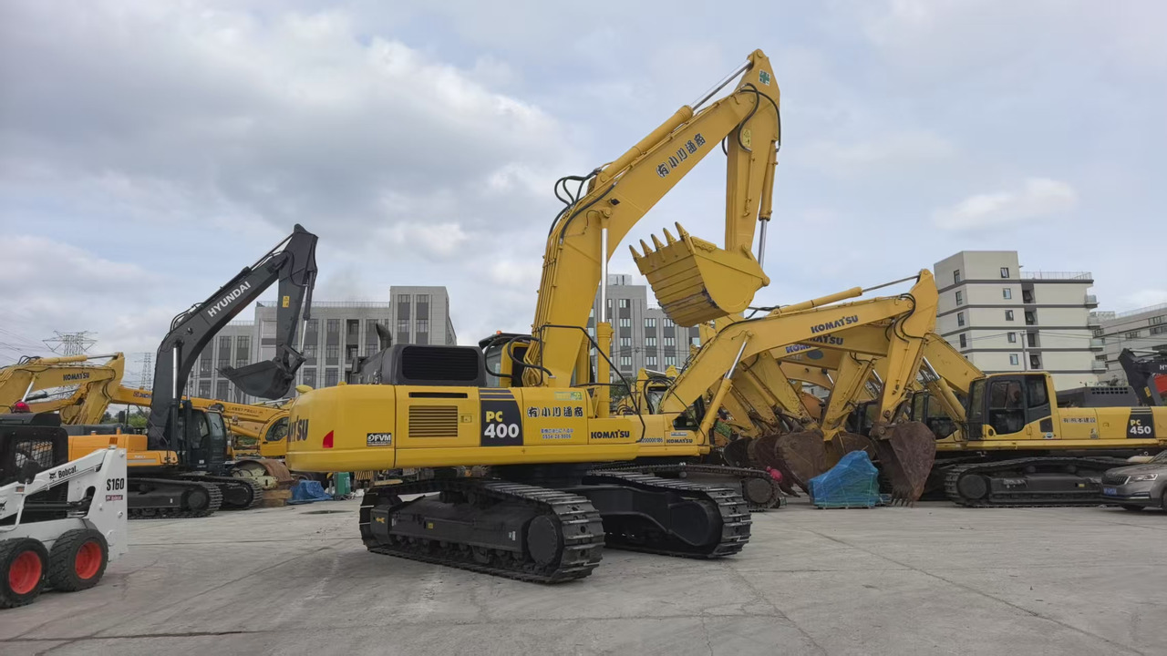 KOMATSU PC400-8 - Pelle sur chenille: photos 1 KOMATSU PC400-8 - Pelle sur chenille: photos 1