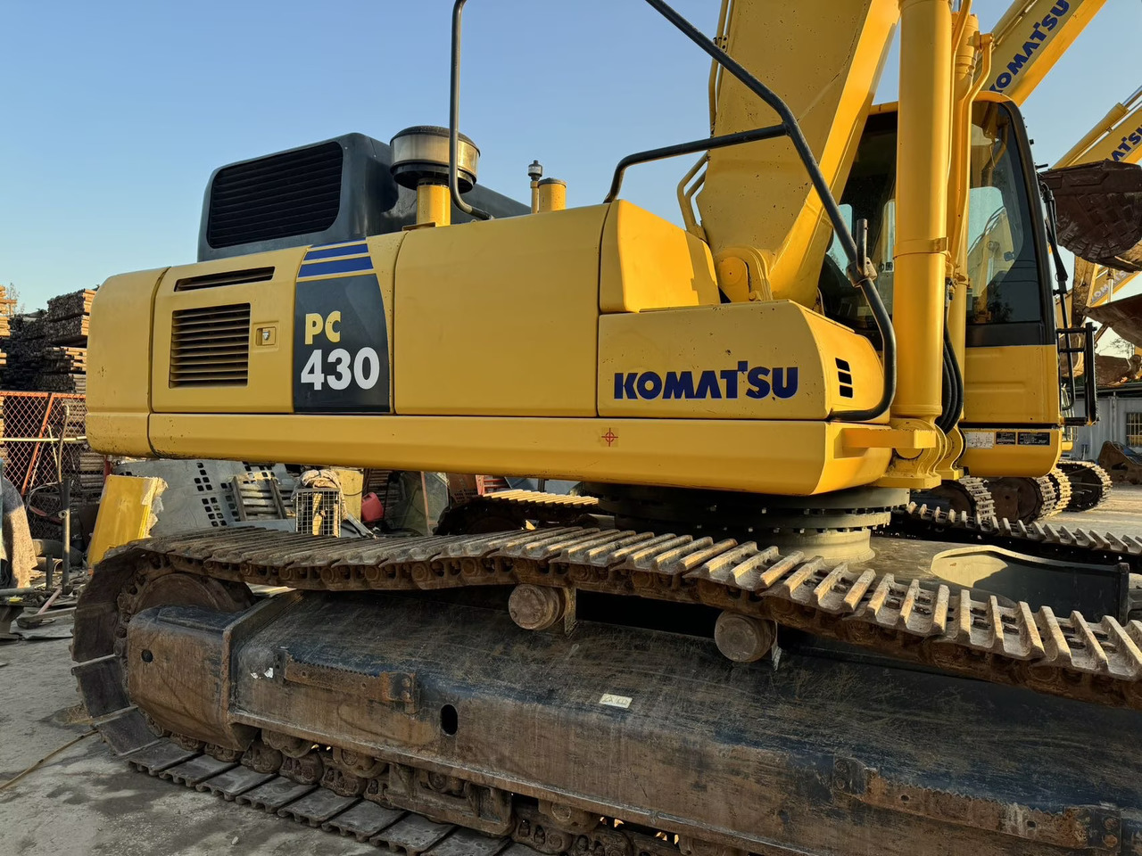 KOMATSU PC430-8 - Pelle sur chenille: photos 3 KOMATSU PC430-8 - Pelle sur chenille: photos 3